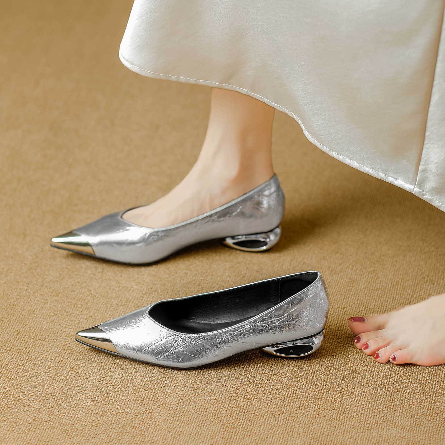 Mira Curve Flats