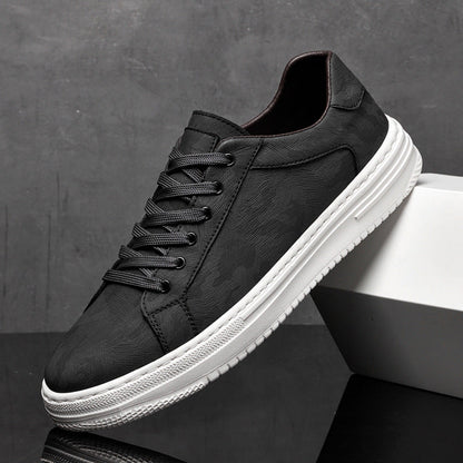 Vance Low Top Sneaker