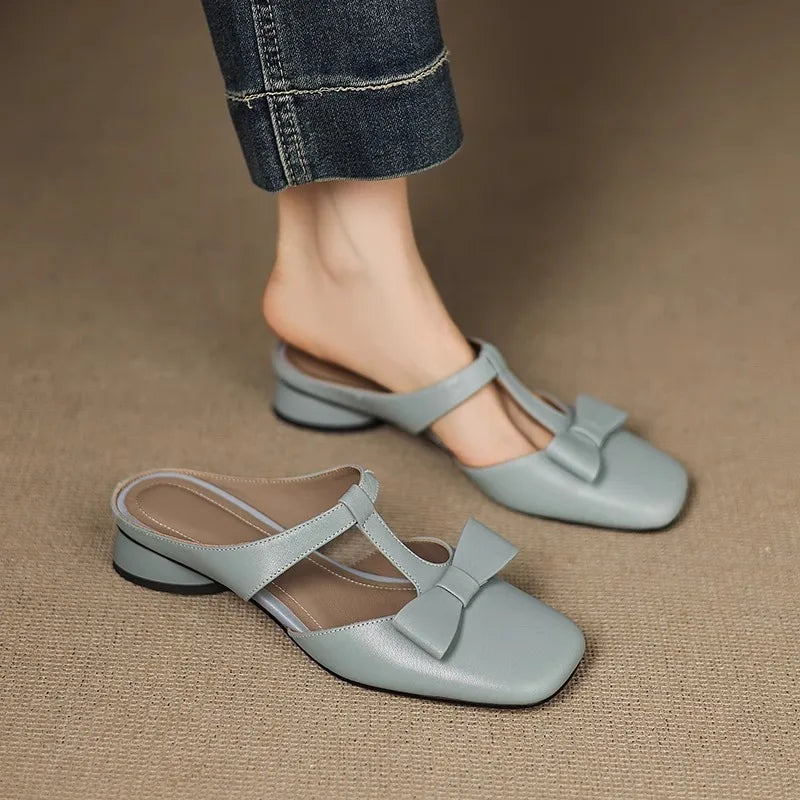 Camille Mules